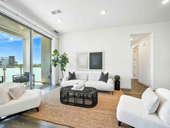 Property Photo: 45128 Warm Springs Blvd 323 CA 94539