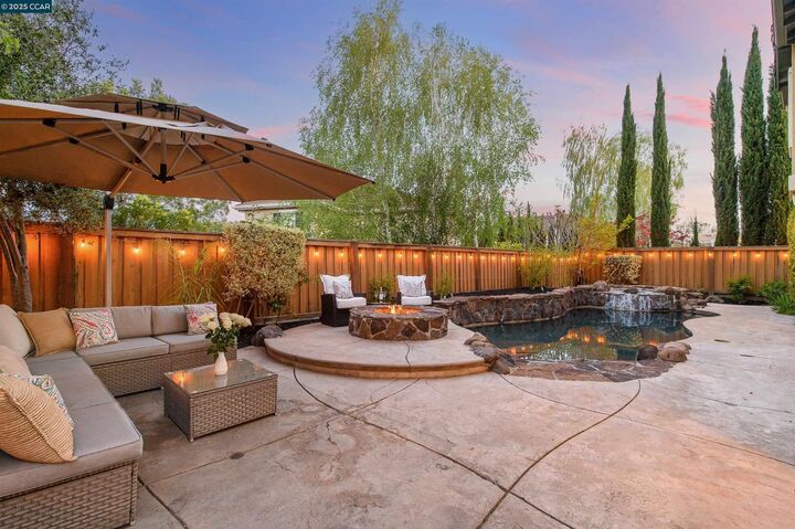 2261 Genoa St  Danville CA 94506 photo