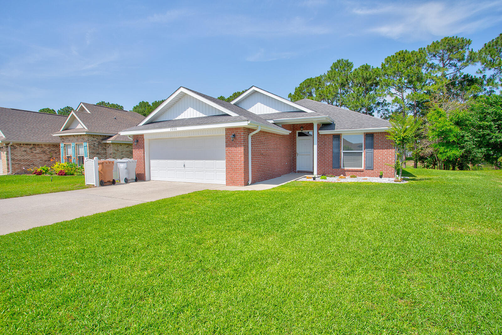 Property Photo:  2006 Bright Water Drive  FL 32563 
