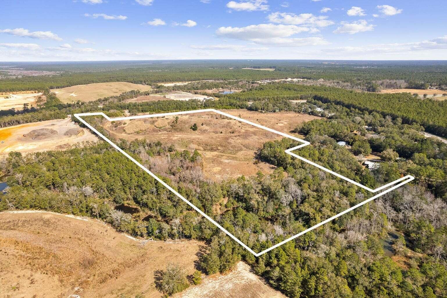 Property Photo:  25.12ac Fl-20  FL 32439 