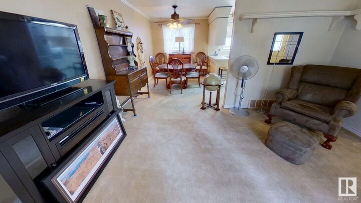 Property Photo:  899 Alder Avenue  AB T8A 1V4 