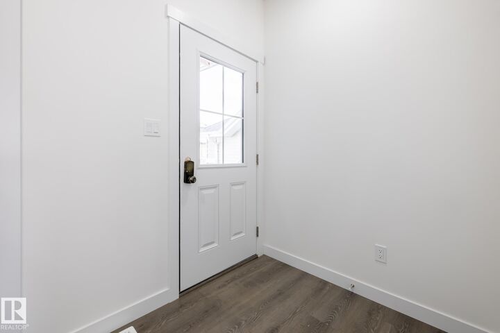 Property Photo:  136 Elliott Wynd  AB T8L 1V1 