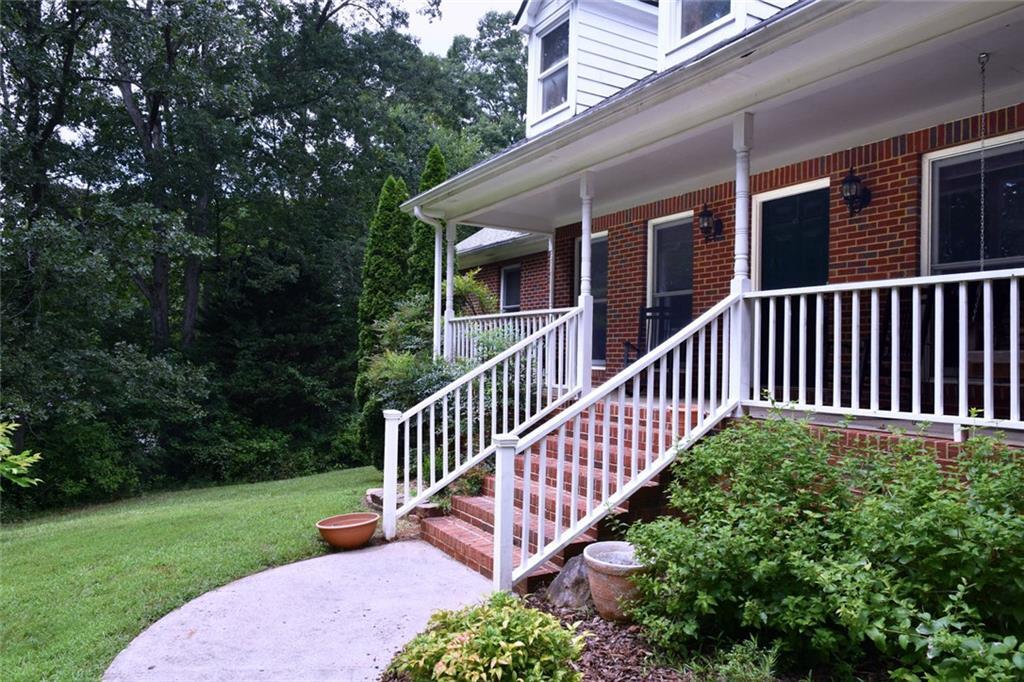 Property Photo: 336 Oconee Lane Lane GA 30529
