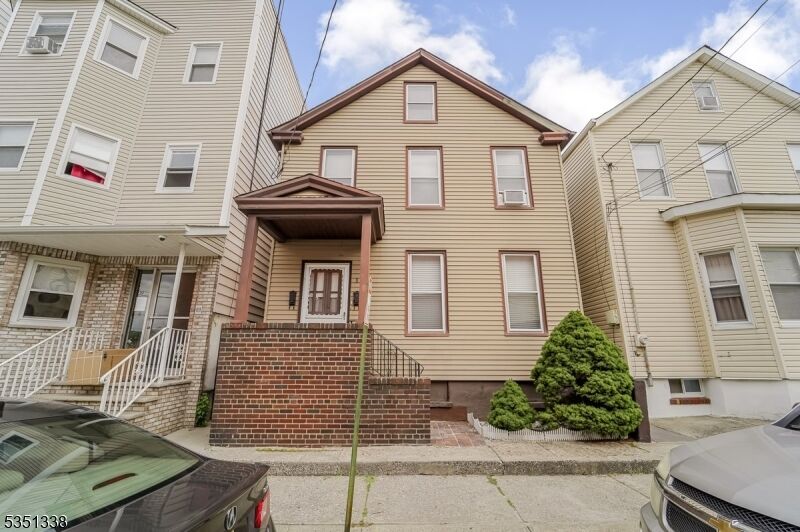 Property Photo: 8 Lincoln Ave NJ 07032
