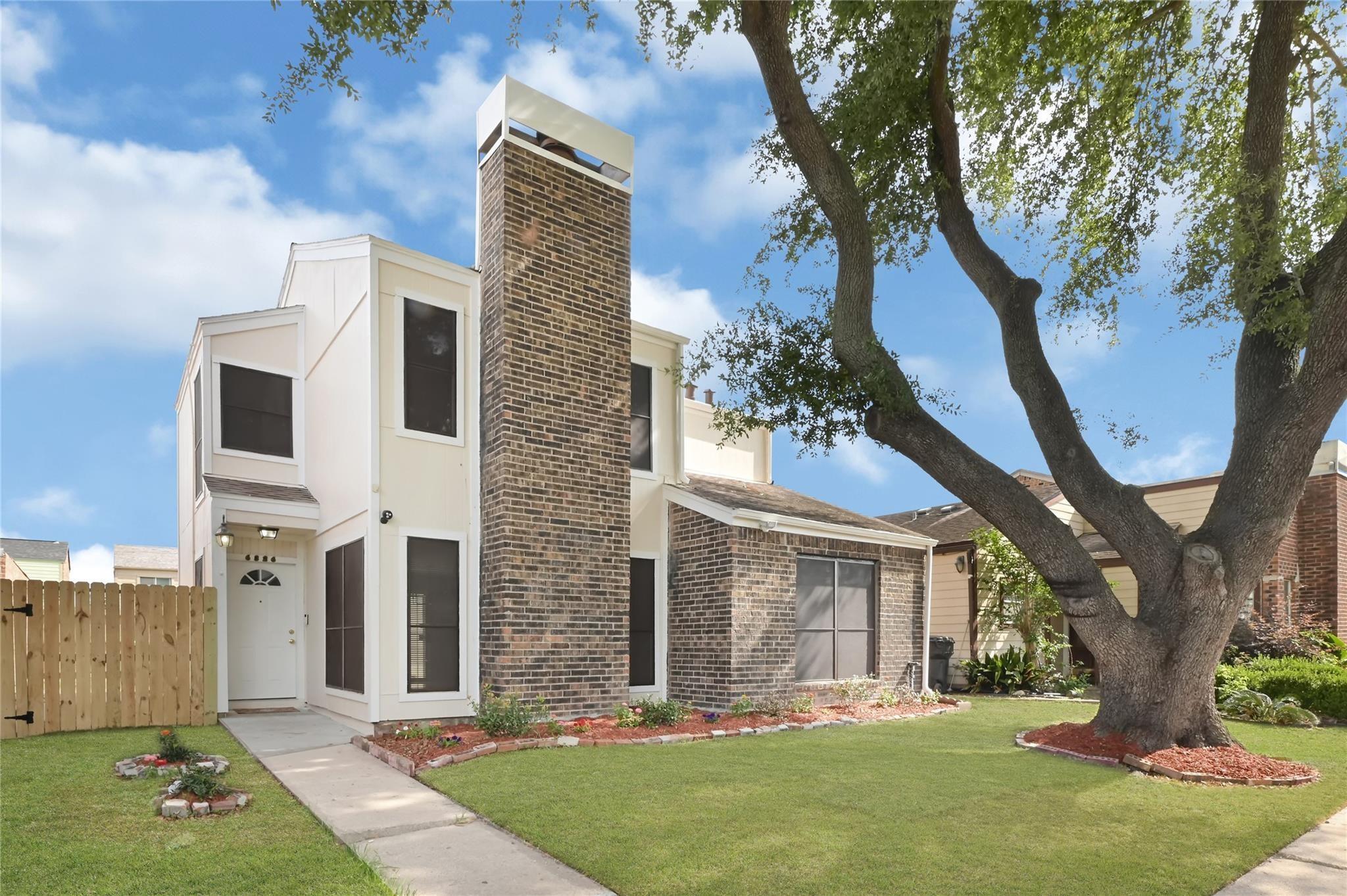 Property Photo: 6326 Cambridge Glen Lane TX 77035