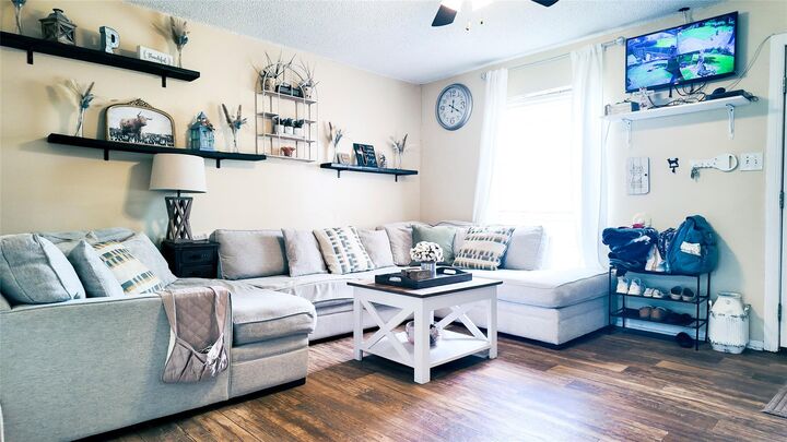 Property Photo:  128 Hutson Lane  TX 77422 