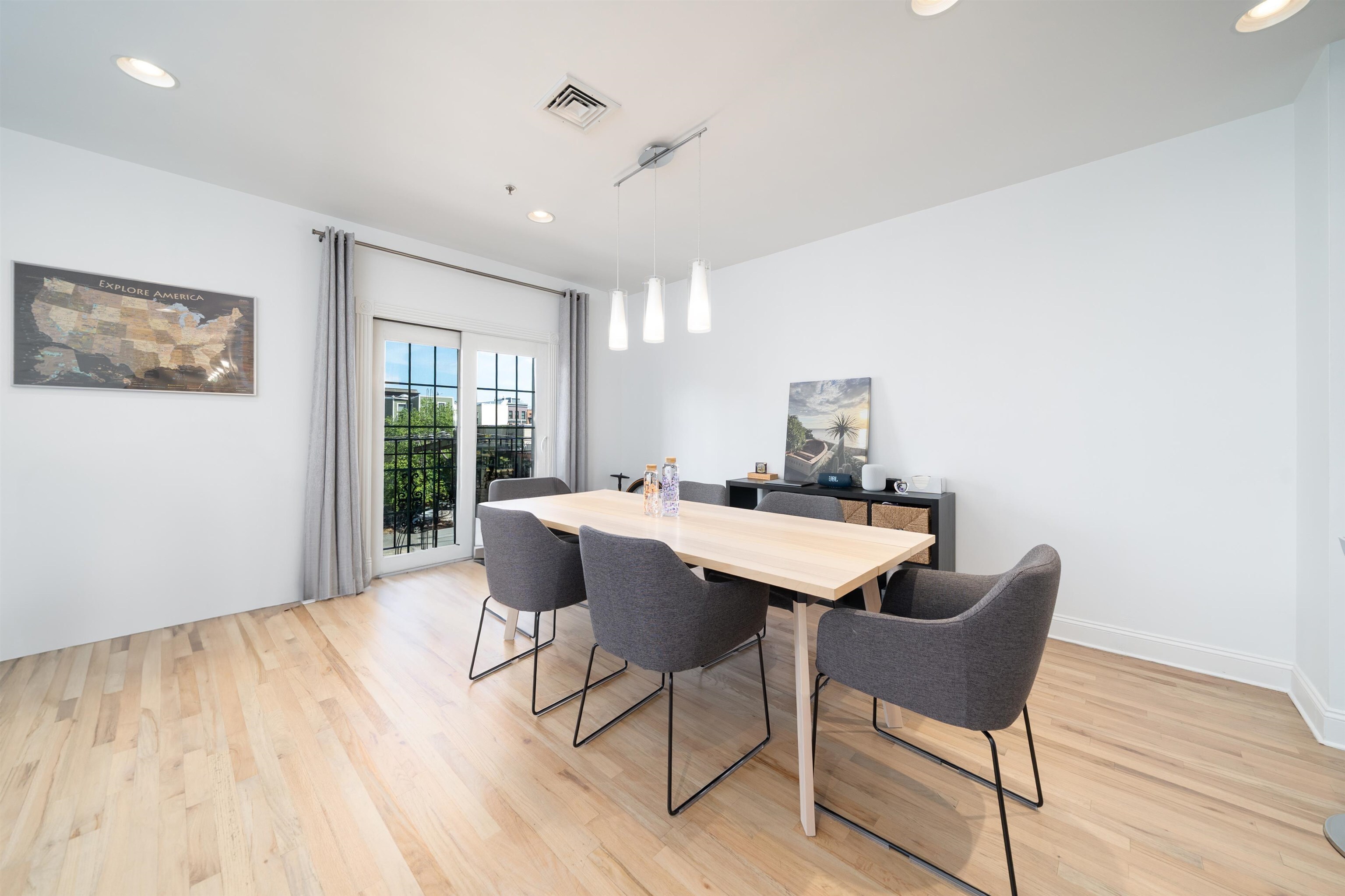 Property Photo:  208 Jackson Ave 3  NJ 07030 
