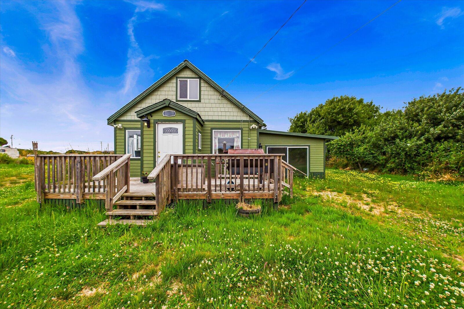 Property Photo: 2614 Broadway Street CA 95564