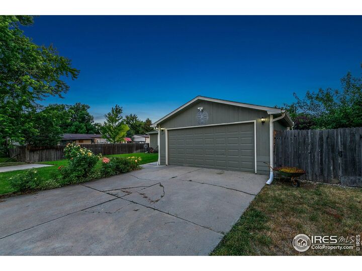 Property Photo: 162 Robin Dr CO 80537