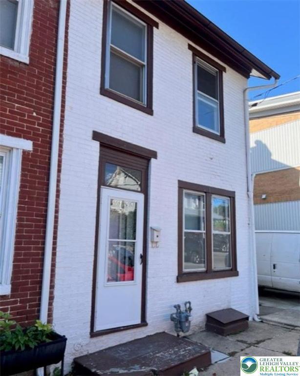Property Photo:  750 Front Street  PA 18032 