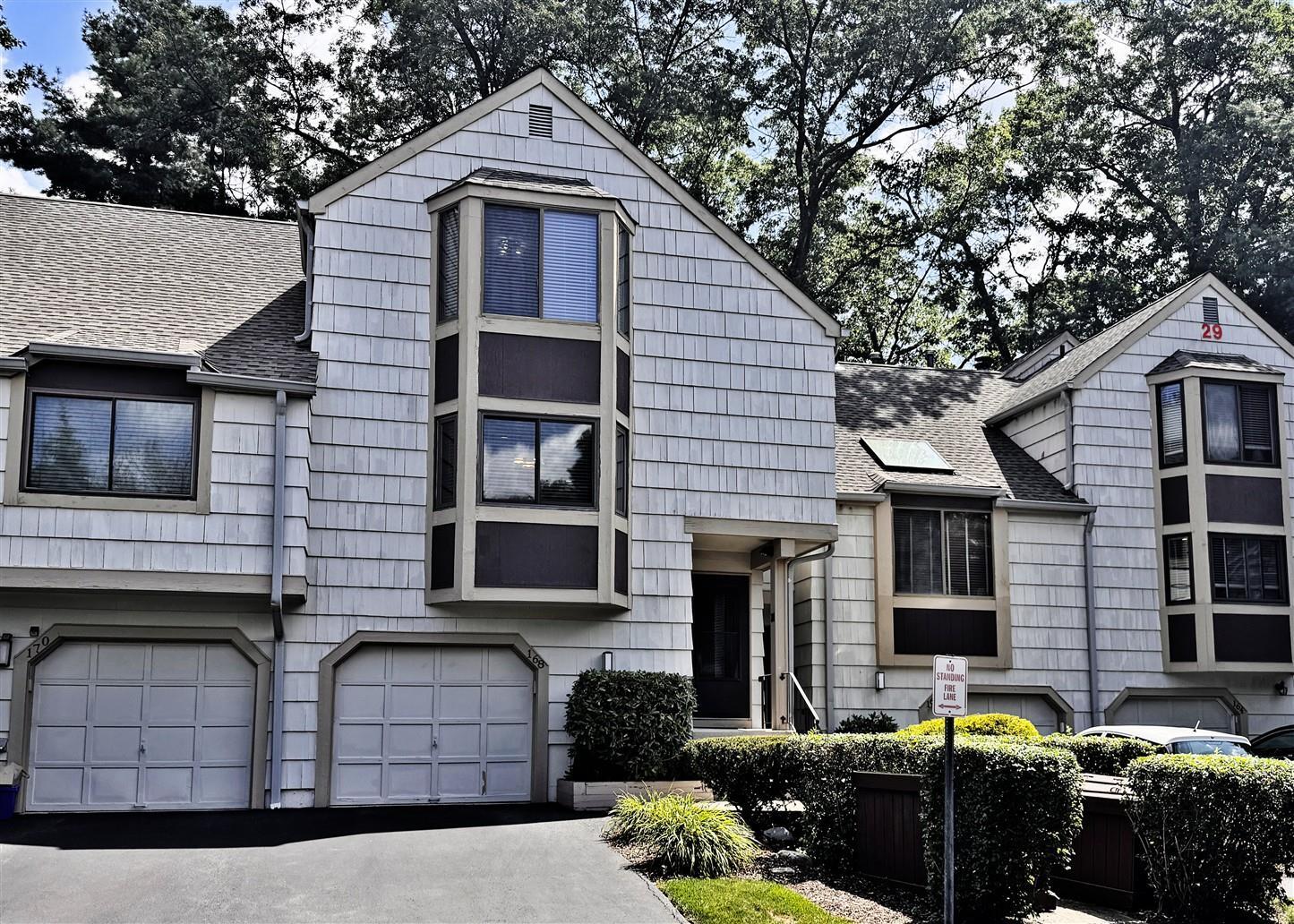 Property Photo: 168 Treetop Circle NY 10954