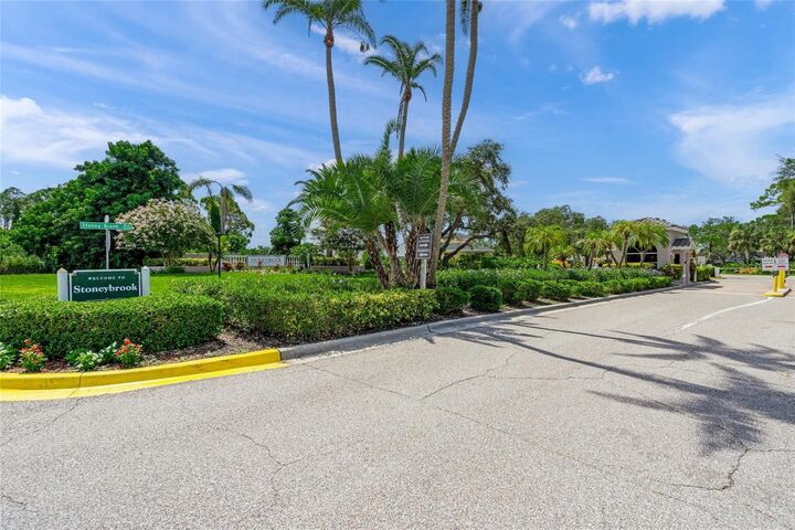 Property Photo: 4098 Westbourne Circle FL 34238