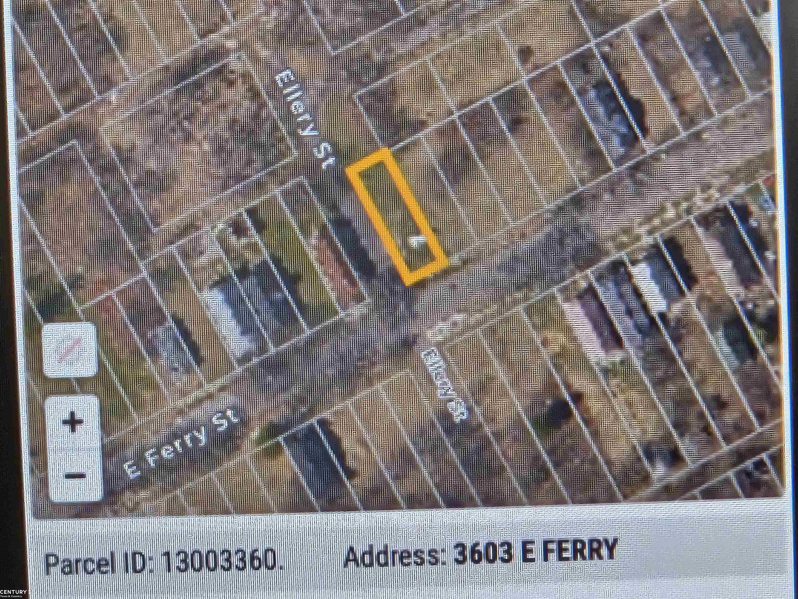 Property Photo: 3603 E Ferry Street MI 48211