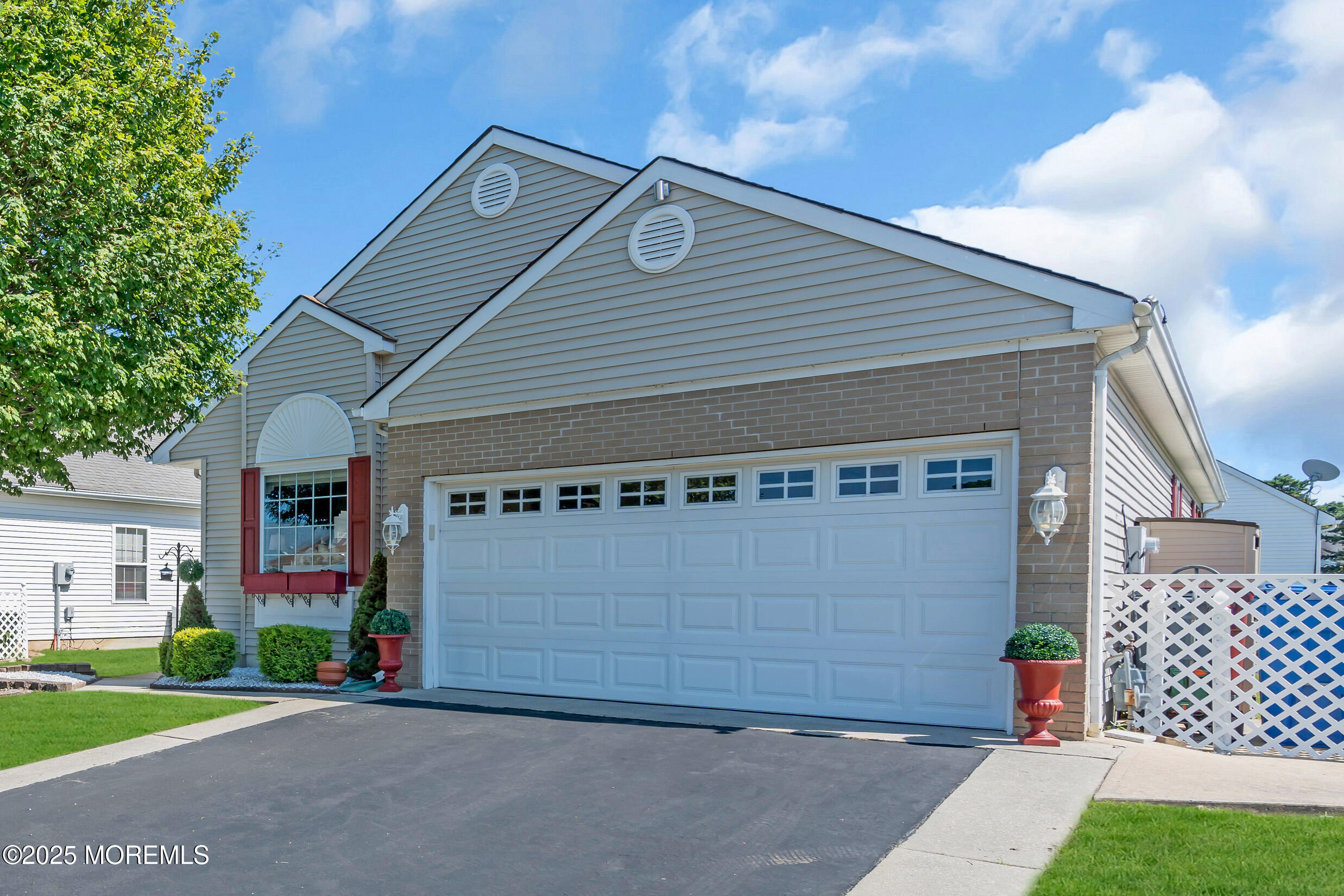 Property Photo:  41 Winterton Drive  NJ 08757 