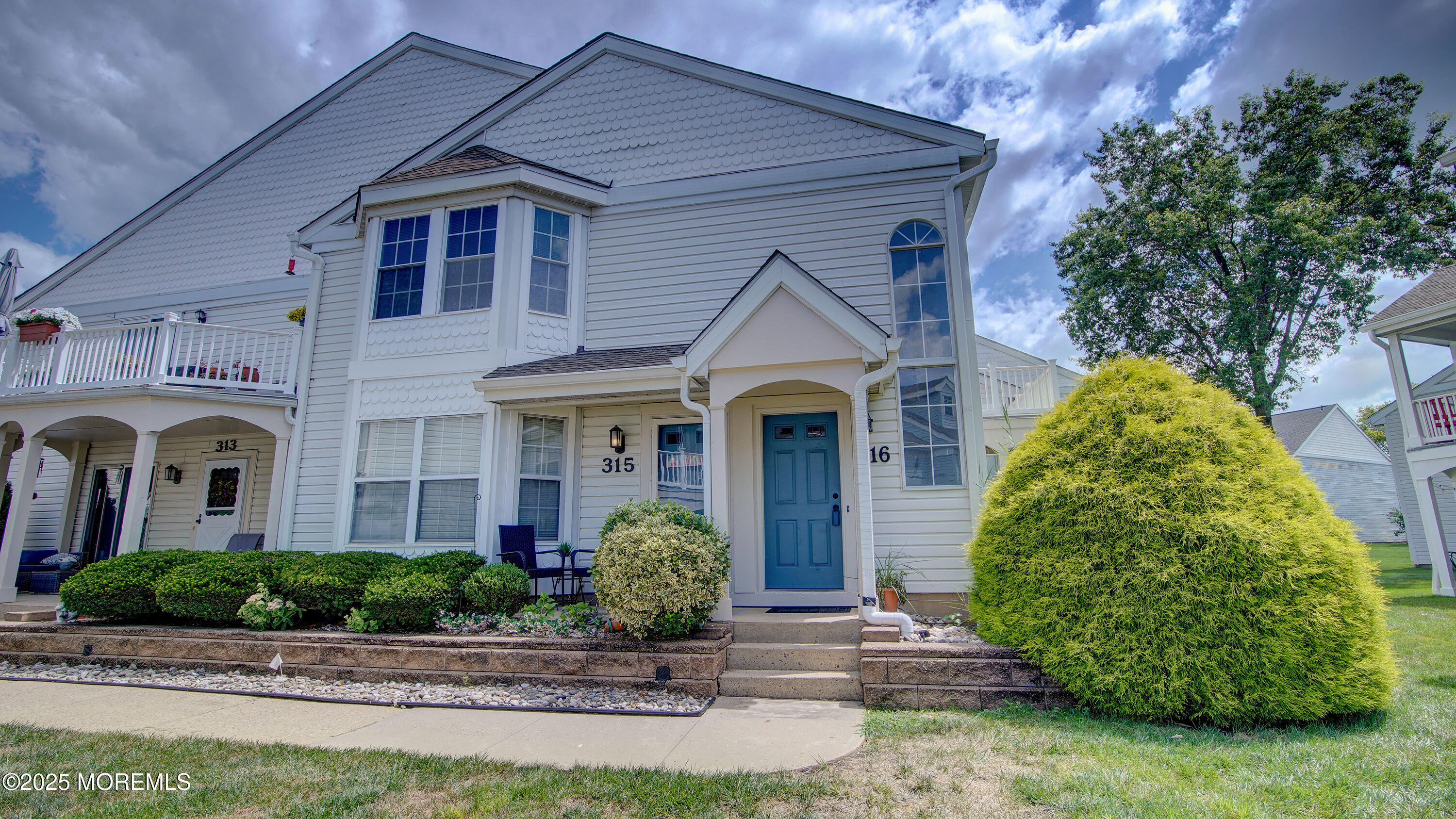 Property Photo:  316 Tulip Lane  NJ 07728 