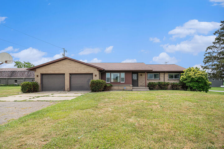 Property Photo: 1096 Roosevelt Street MI 49403