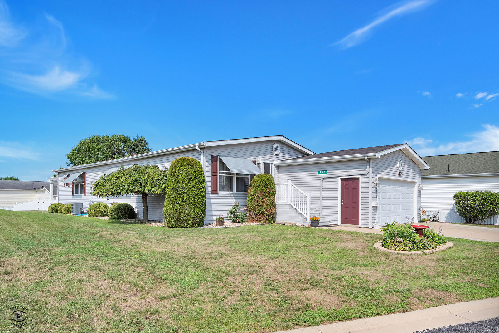 Property Photo:  956 Holly Drive  IL 60950