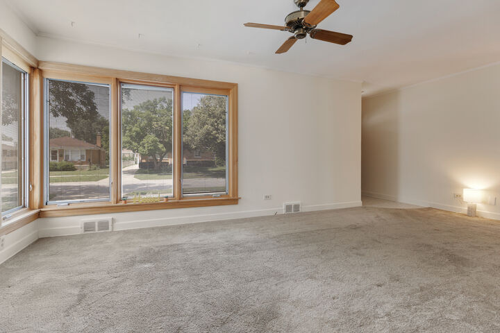Property Photo:  1441 Mandel Avenue  IL 60154 
