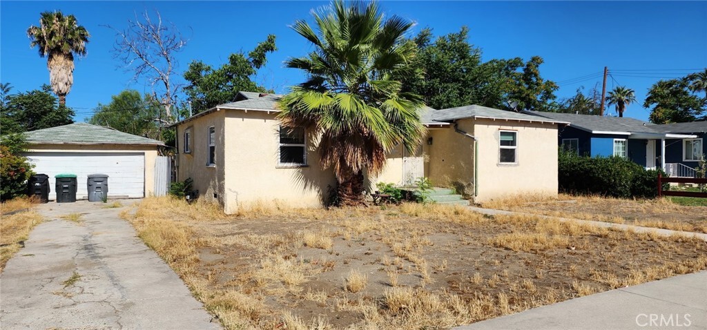 Property Photo:  429 S Juanita Street  CA 92543 
