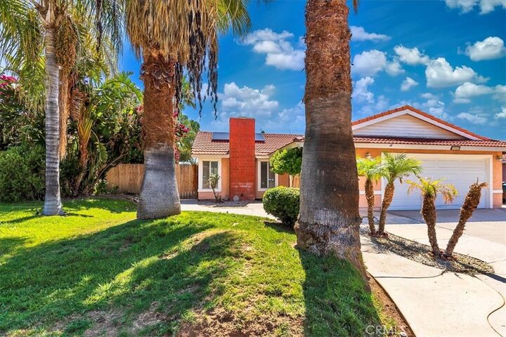 Property Photo:  142 N Terra Cotta Road  CA 92530 