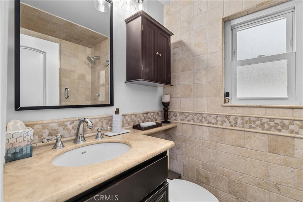 Property Photo: 17511 Delia Avenue CA 90504