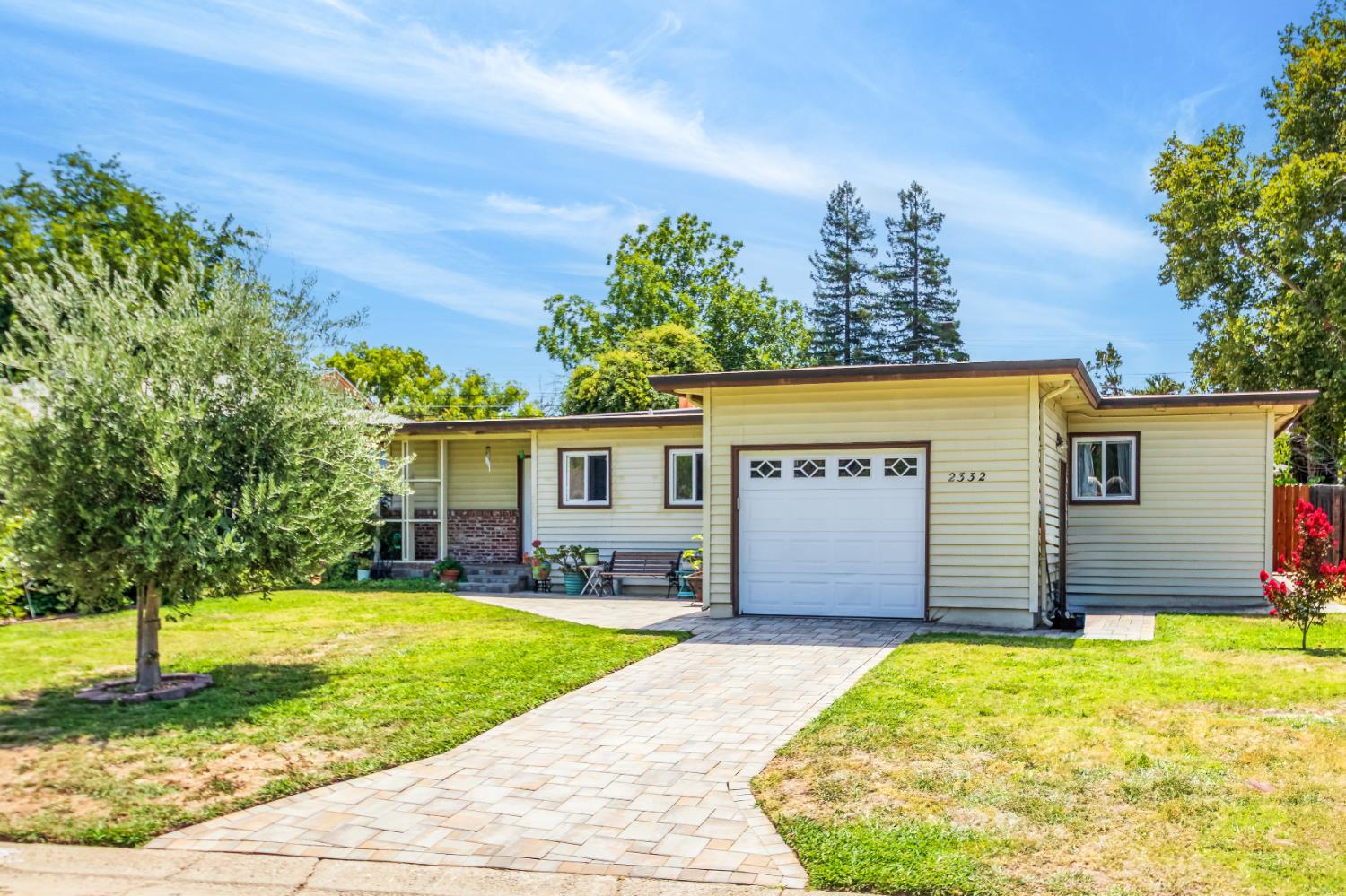 Property Photo:  2332 Lloyd Lane  CA 95825 