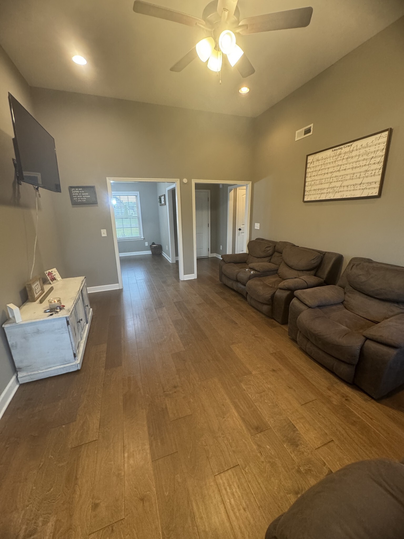 Property Photo: 2929 Dusenburg Dr TN 37037