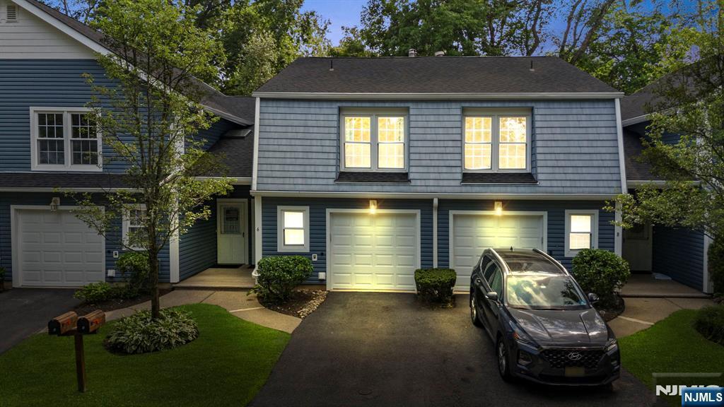 Property Photo: 6 Crestwood Mews NJ 07401