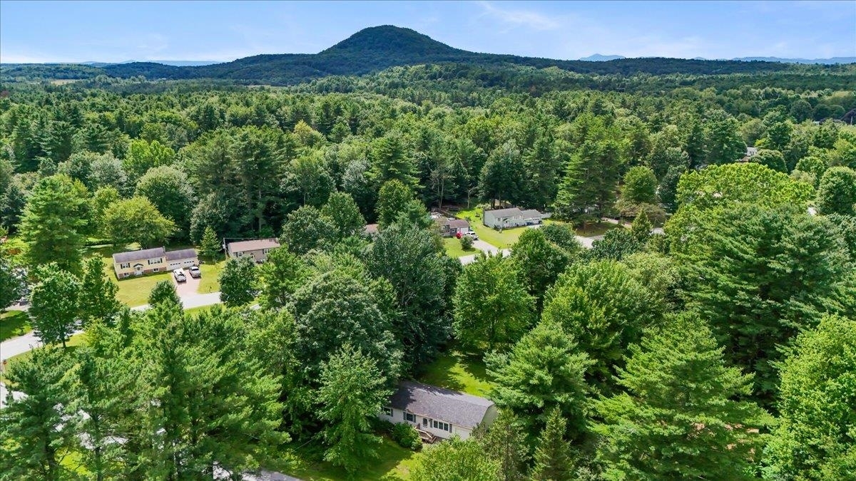 Property Photo: 144 Woodcrest Circle VT 05468