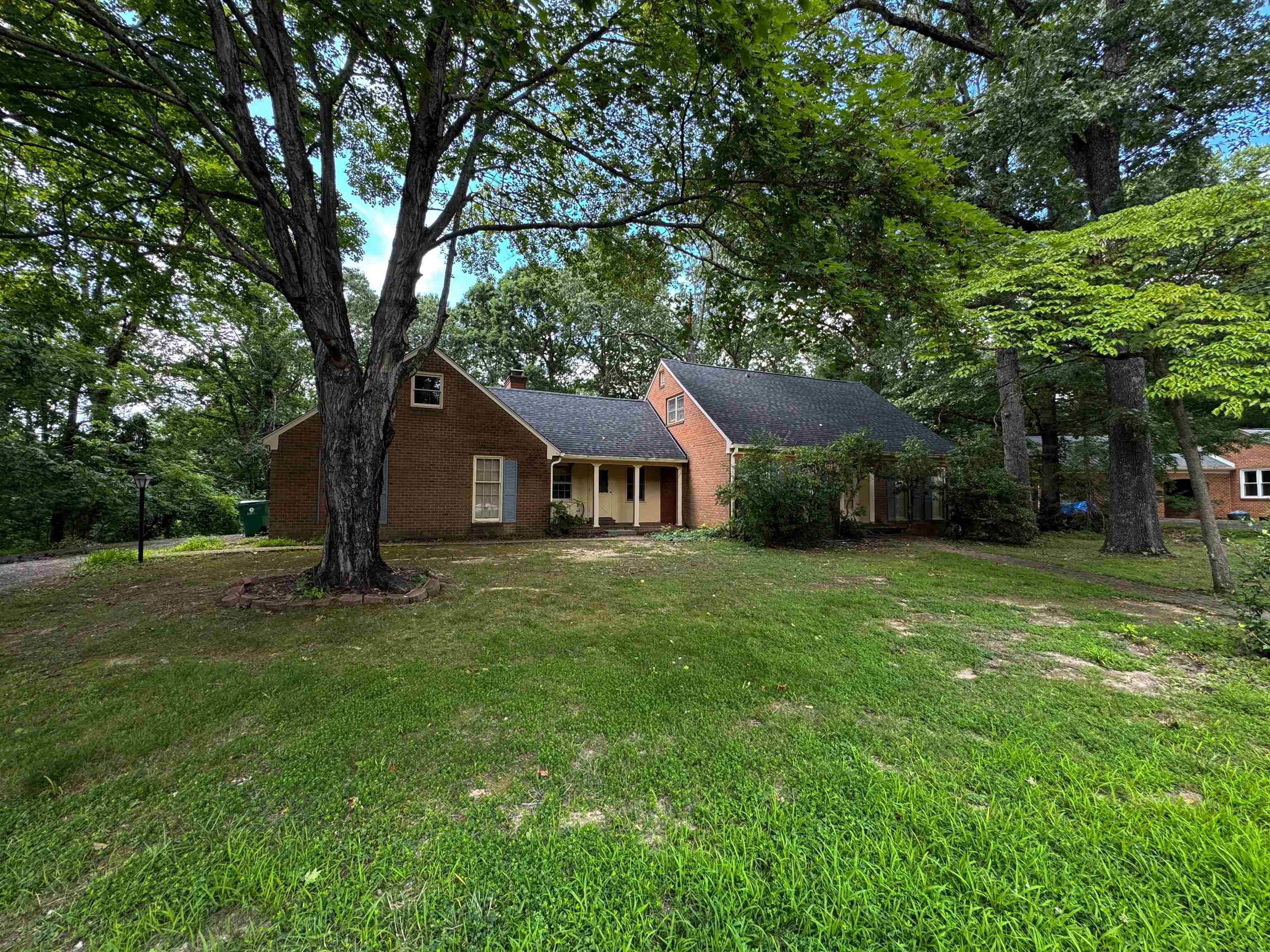 Property Photo:  901 Myers Place  VA 24060 