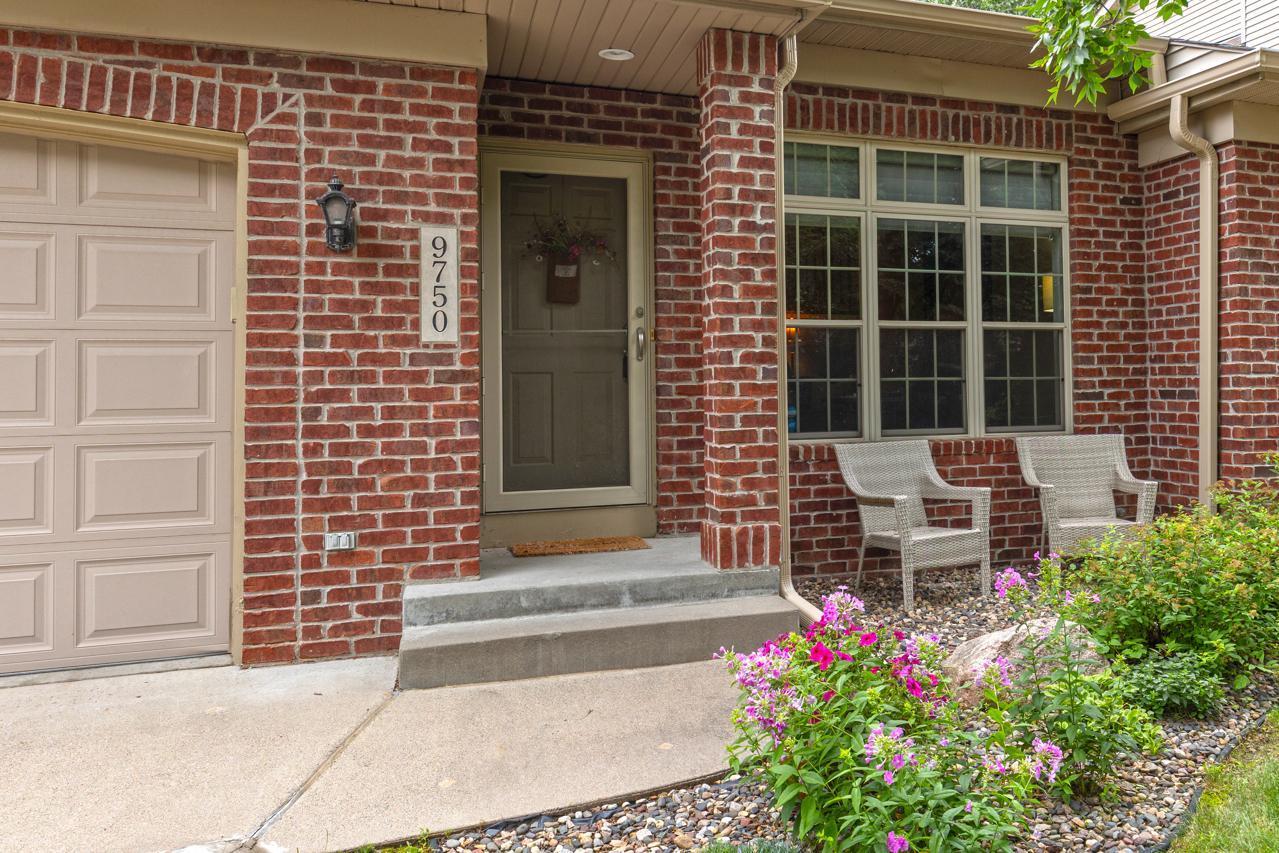 Property Photo: 9750 Belmont Lane MN 55347