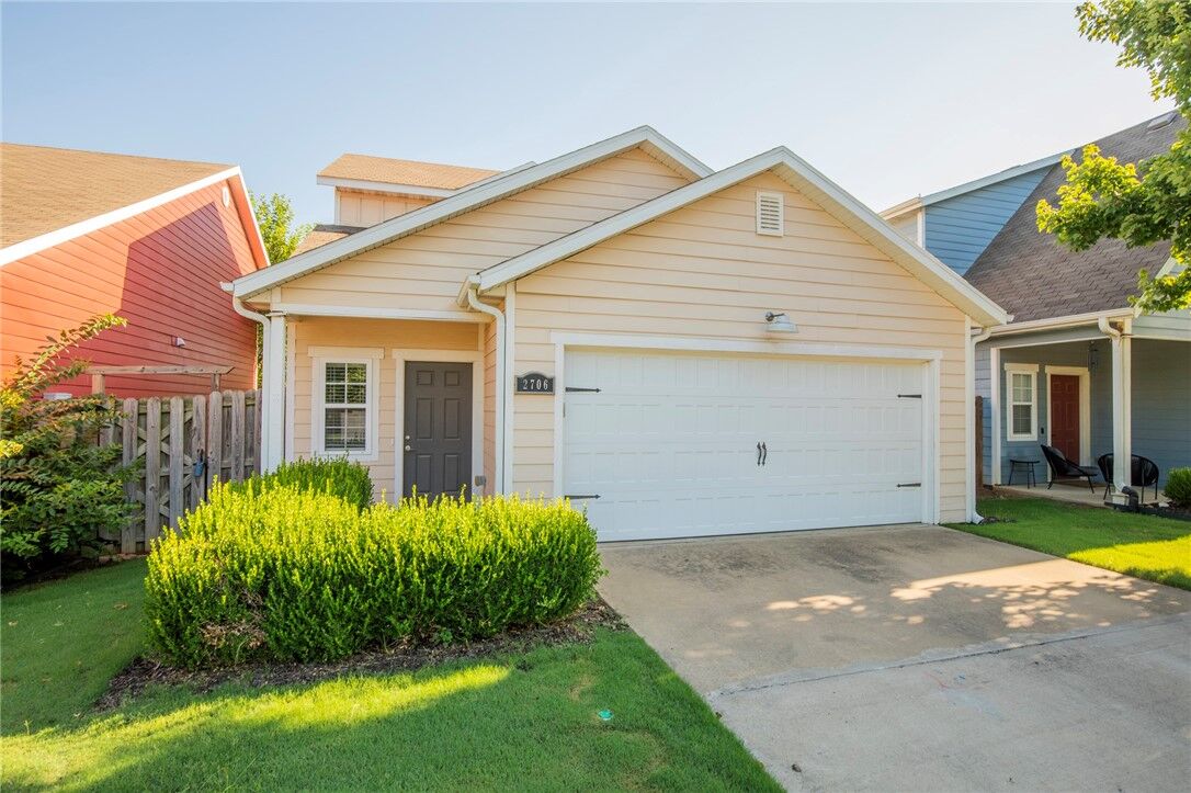 Property Photo: 2706 SW Arbor Road AR 72713