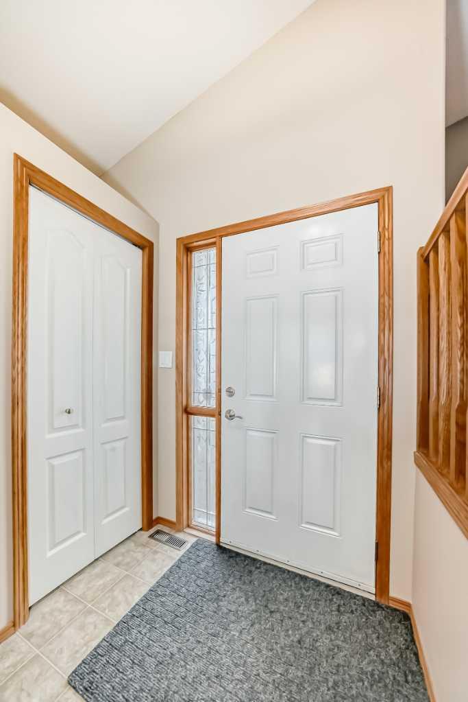 Property Photo: 20 Jepsen Crescent AB T4P 0A9