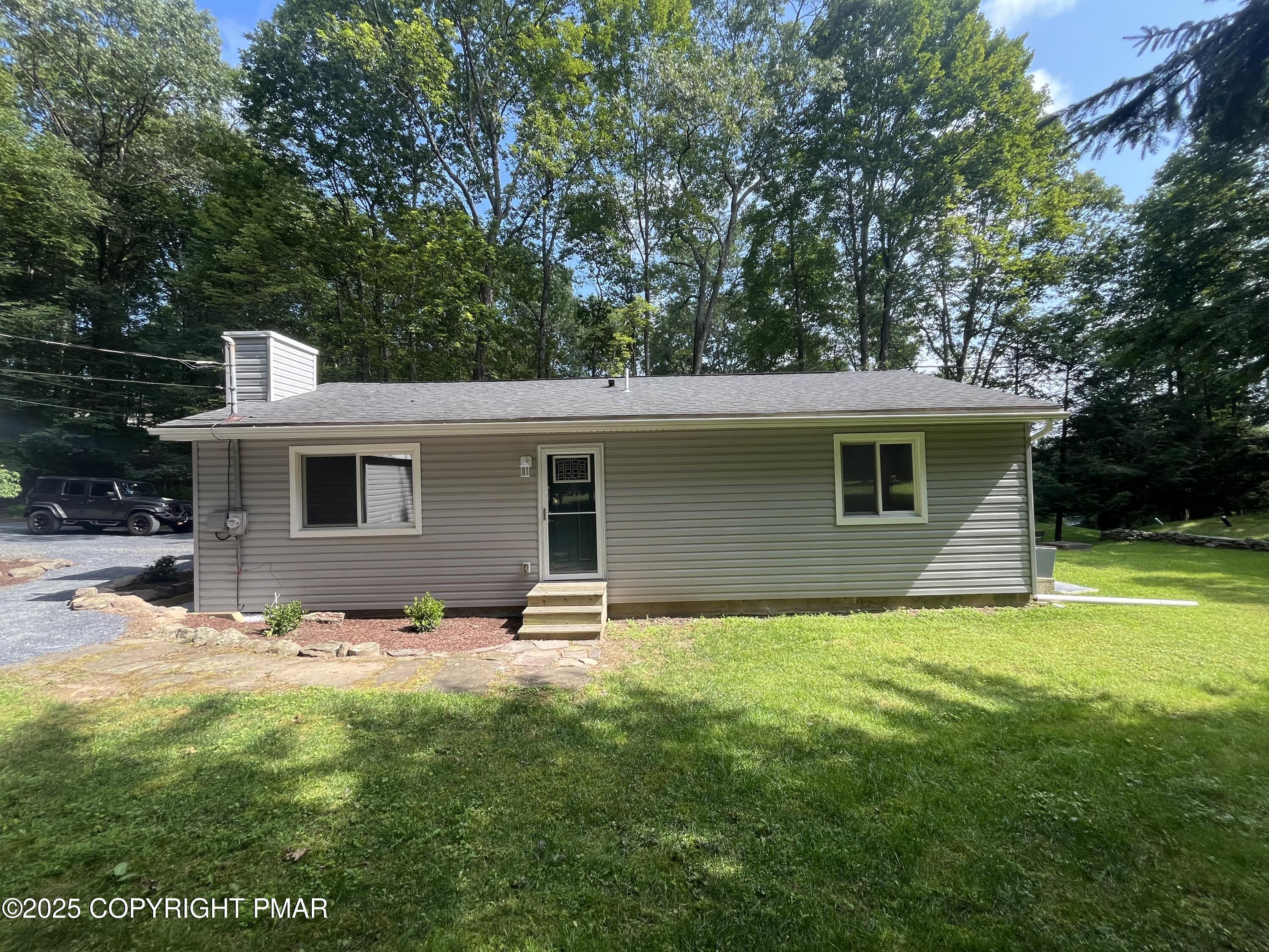 114 Shady Lane  East Stroudsburg PA 18302 photo