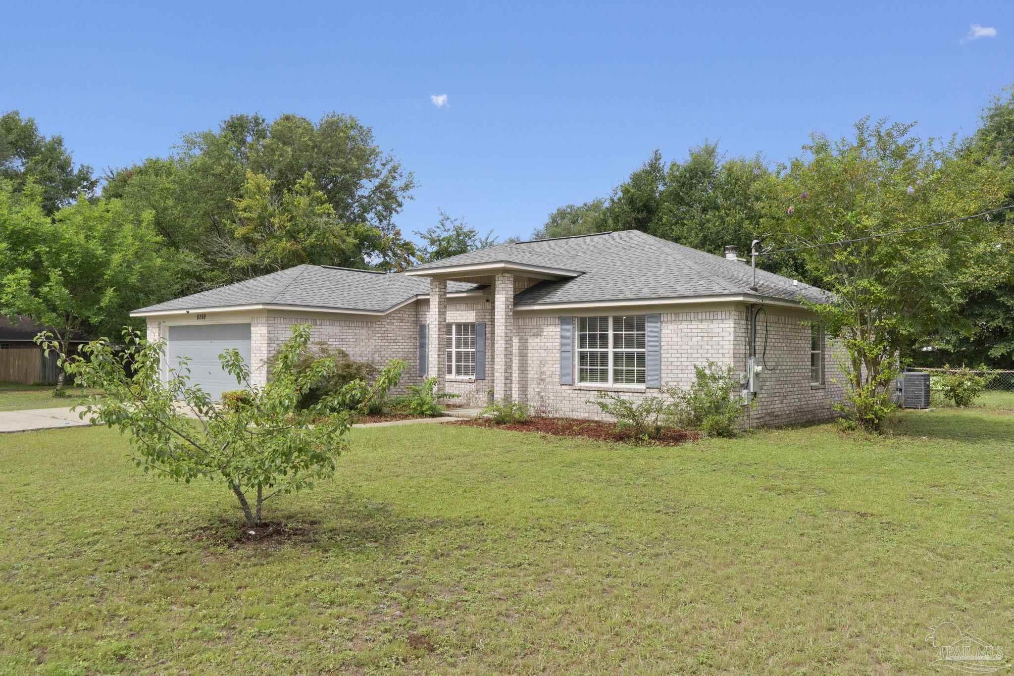 Property Photo:  6269 Hunters Ridge Dr  FL 32570 