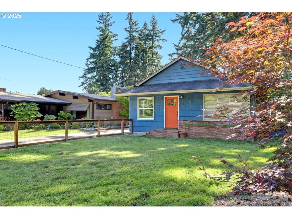 Property Photo: 2150 SE 141st Ave OR 97233