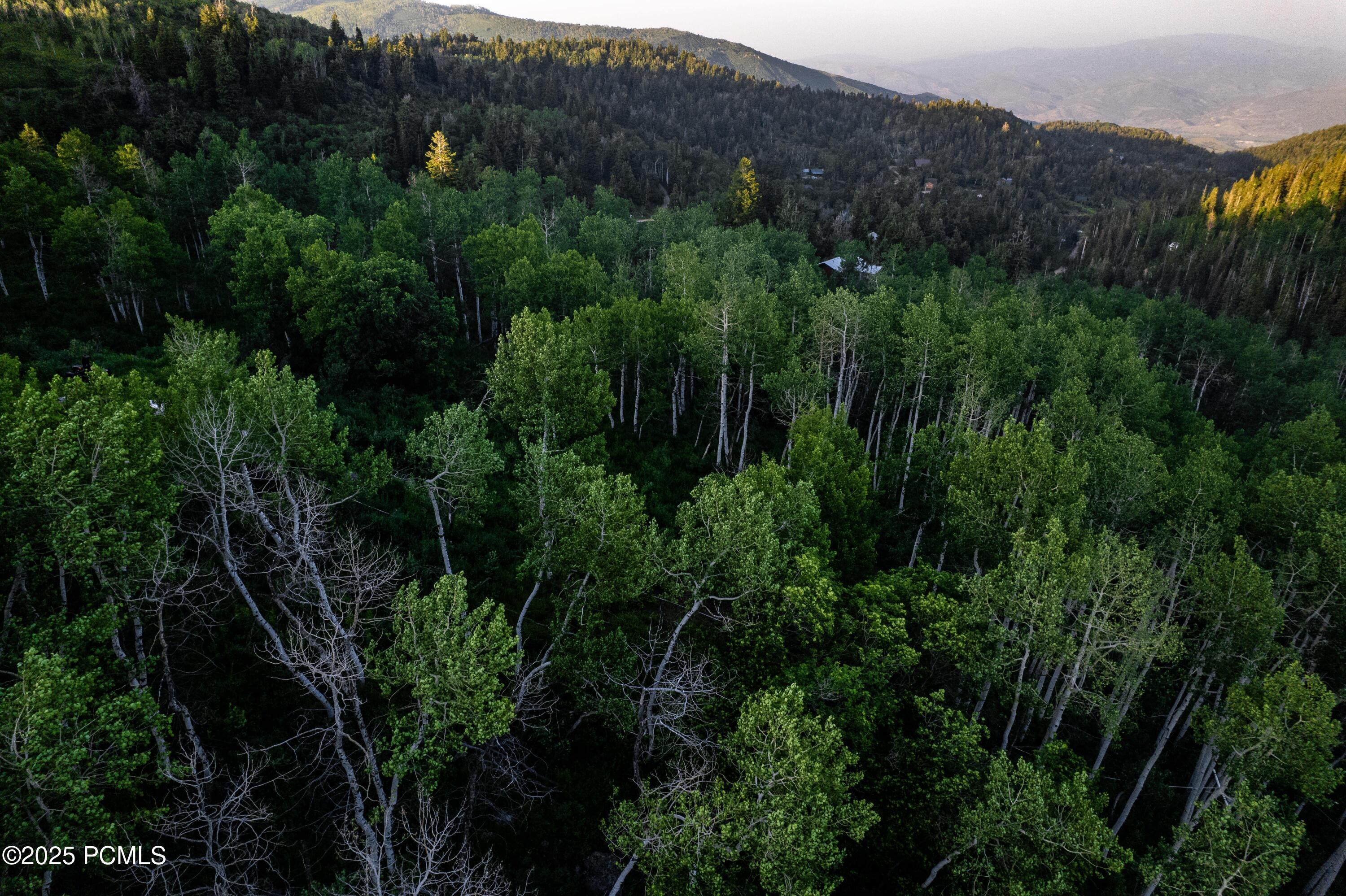 Property Photo: 2132 S Aspen Ridge Ridge UT 84017