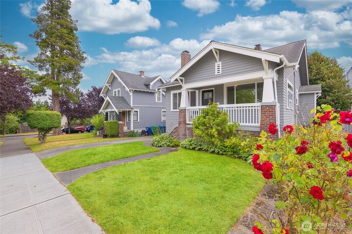 Property Photo:  1611 NE 82nd Street  WA 98115 