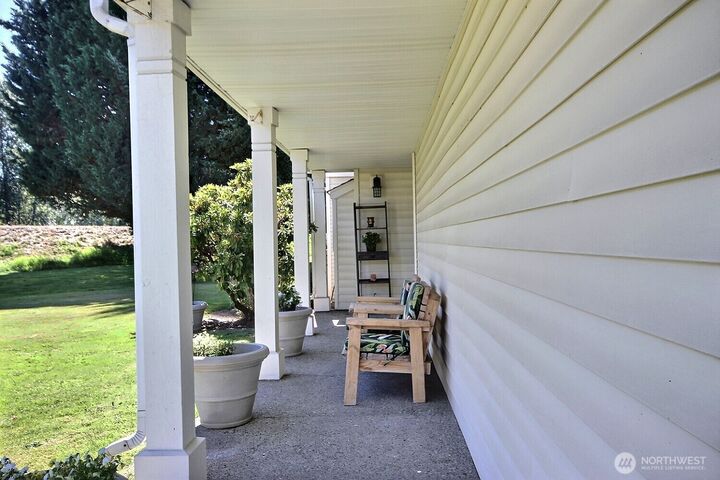 Property Photo:  5407 S 237th Place 17-1  WA 98032 