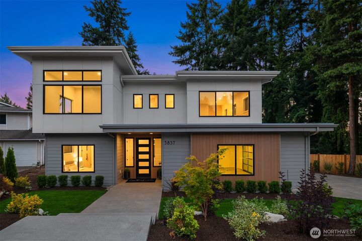 5837  112th Place NE  Kirkland WA 98033 photo