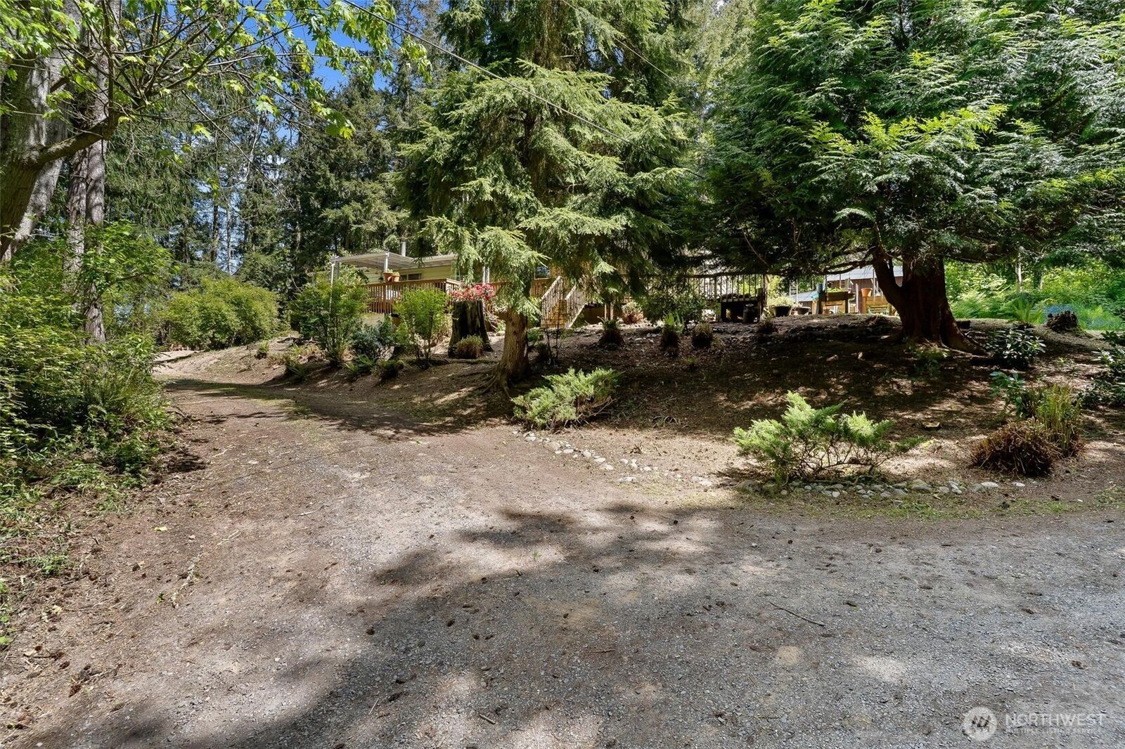 Property Photo: 987 Rowe Road WA 98282