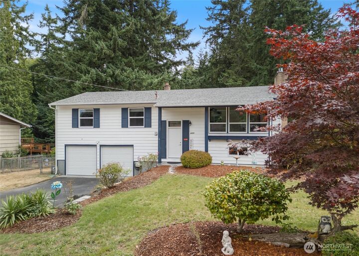 Property Photo:  2475  Parkwood Drive SE  WA 98366