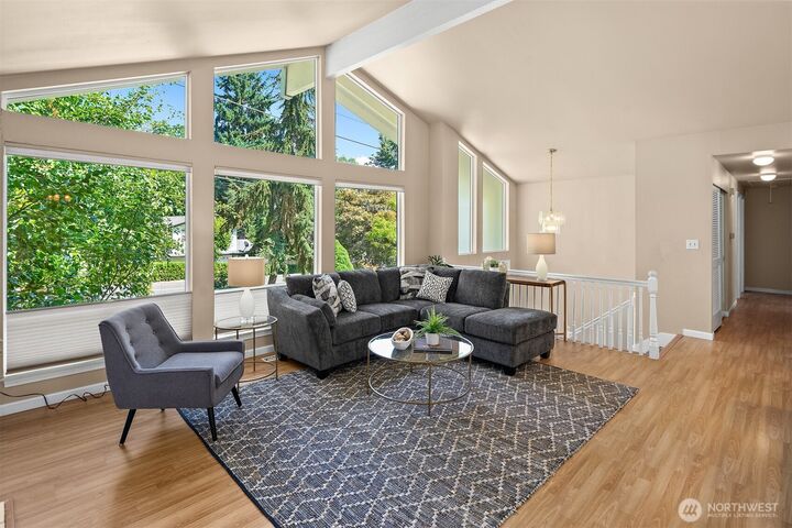 Property Photo:  19611  30th Avenue NE  WA 98155 