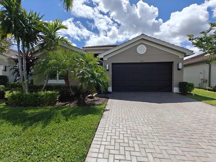 Property Photo:  11681 SW Hawthorne Hill Road  FL 34987 