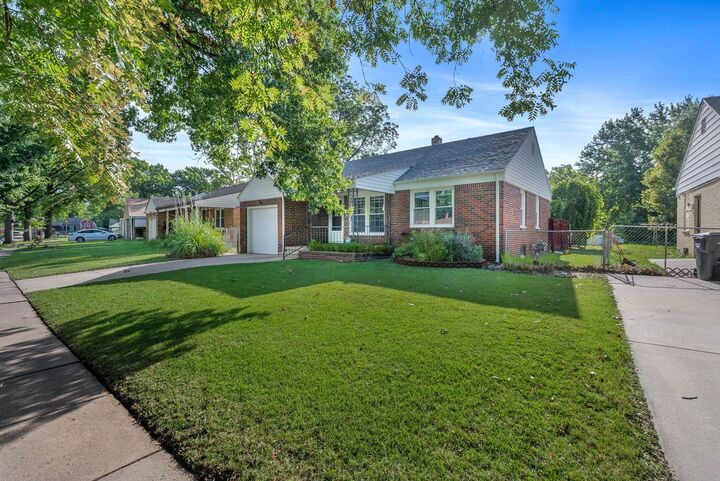 Property Photo: 2158 S Elpyco Ave KS 67218