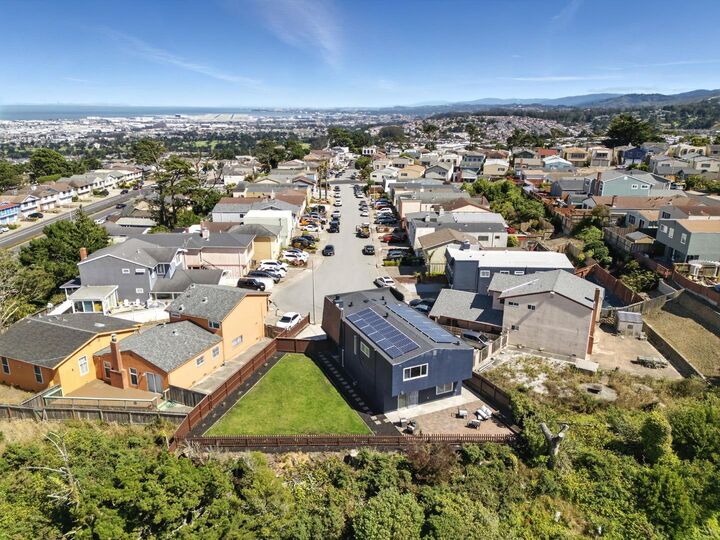 102 Dennis Drive  Daly City CA 94015 photo