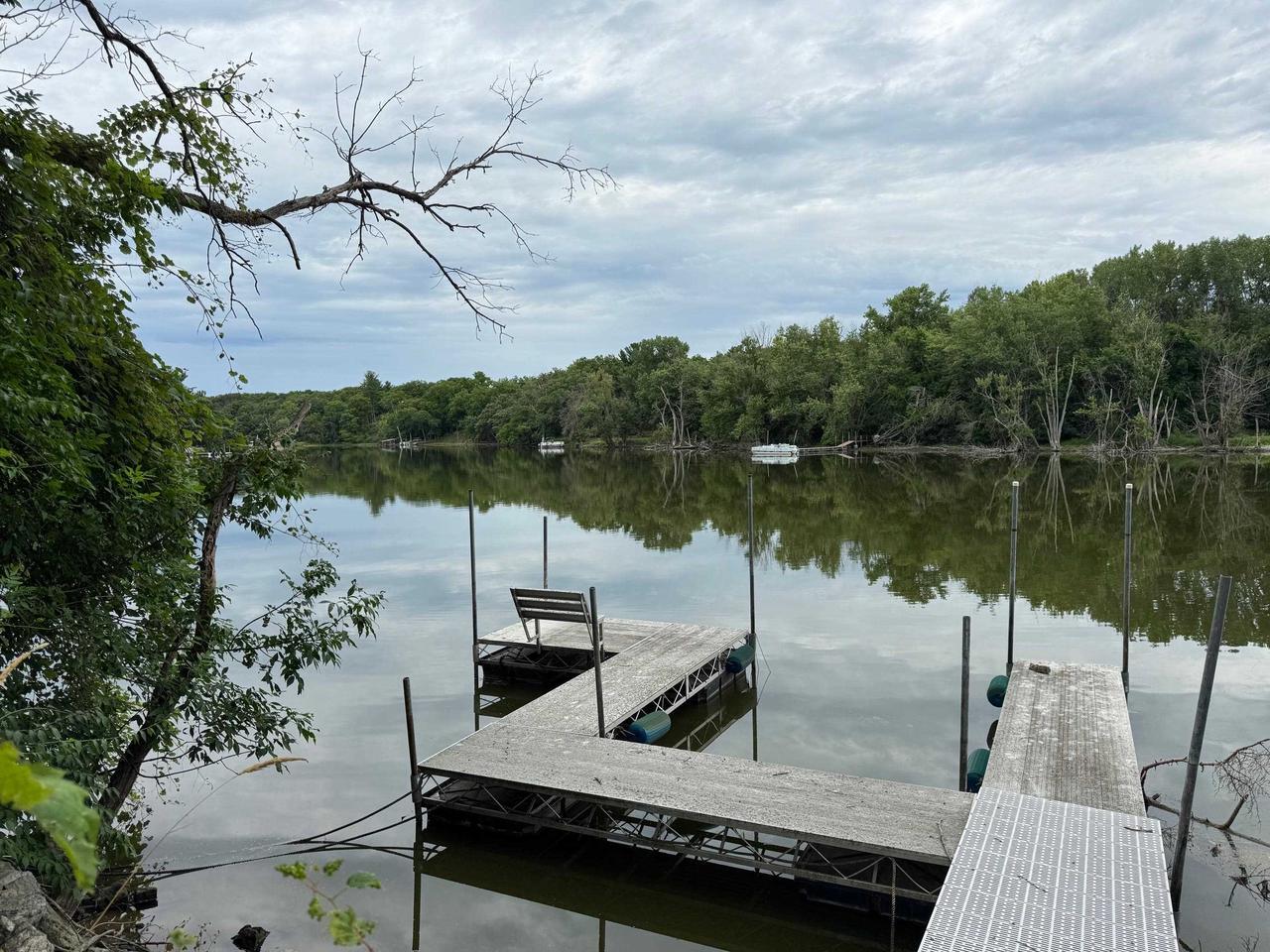 Property Photo:  4838 West Oakwood Park Drive  WI 53548 