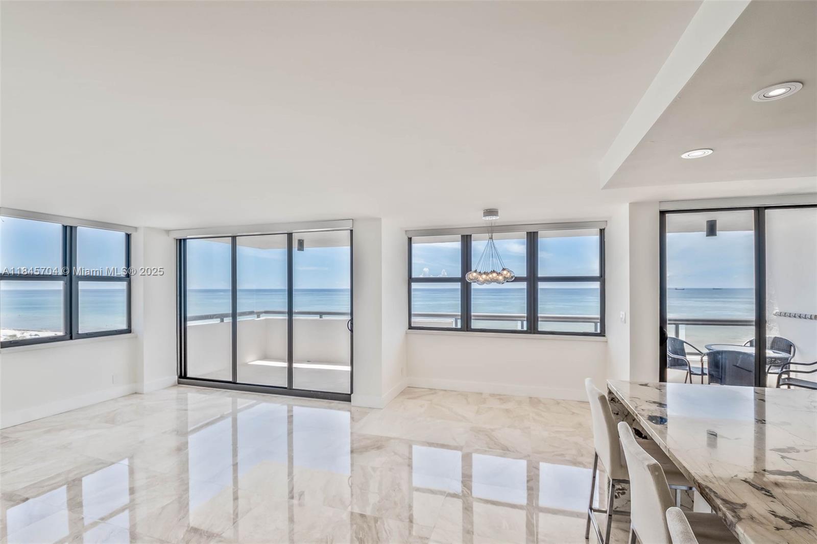 Property Photo:  2555 Collins Ave 1201  FL 33140 