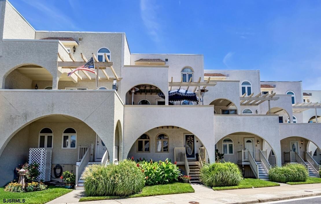 Property Photo:  7 W 6th Street 7  NJ 08226 