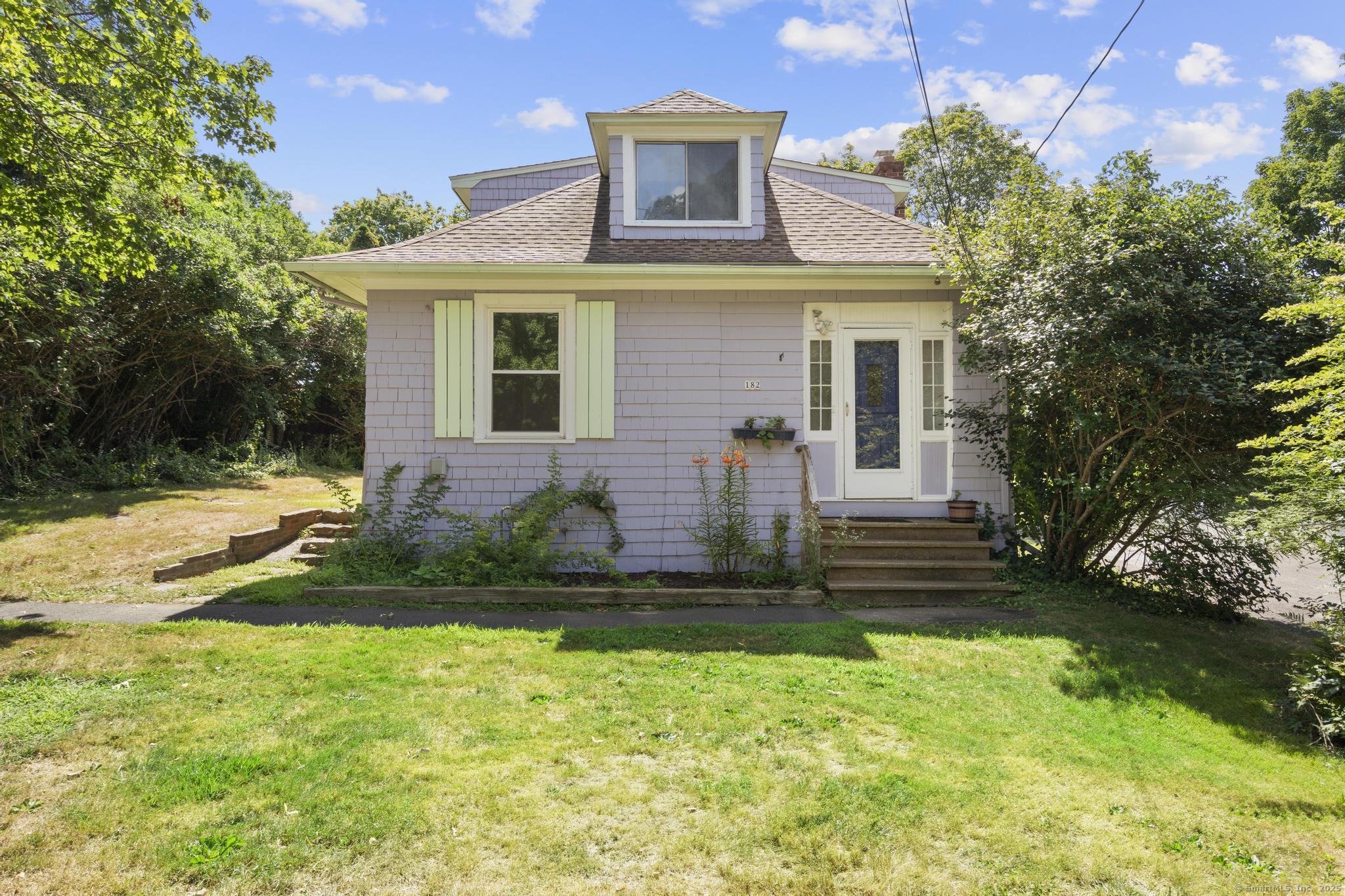 Property Photo:  182 Short Beach Road  CT 06405 